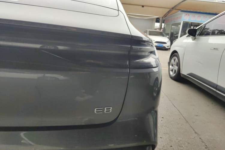 Used Geely Galaxy E8 2025 575 km Exploration Intelligent Driving Edition
