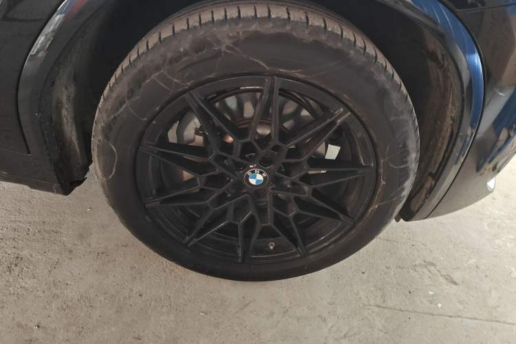 Used BMW iX3 2022 Updated Leading Version Right Front Wheel Hub