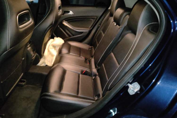 Used Mercedes-Benz GLA 2016 GLA 200 Sport Edition Left Rear Seat