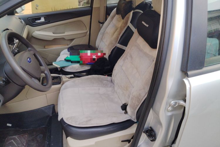 Used Ford Focus 2012 Sedan Classic 1.8L Automatic Base Model Left Front Seat