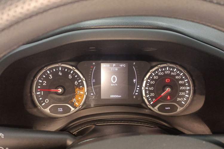 Used Jeep Renegade 2018 Connected Large Screen Version 180T Automatic High-Energy Edition
