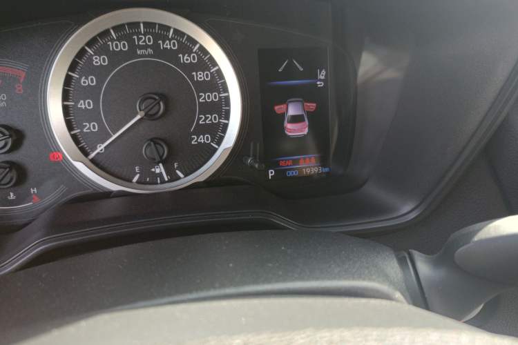 Used Toyota Levin 2021 185T CVT Luxury Edition Odometer Close Up