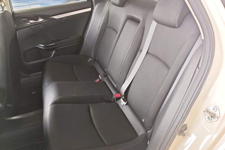 Used Honda Civic 2016 220TURBO CVT Luxury Edition
