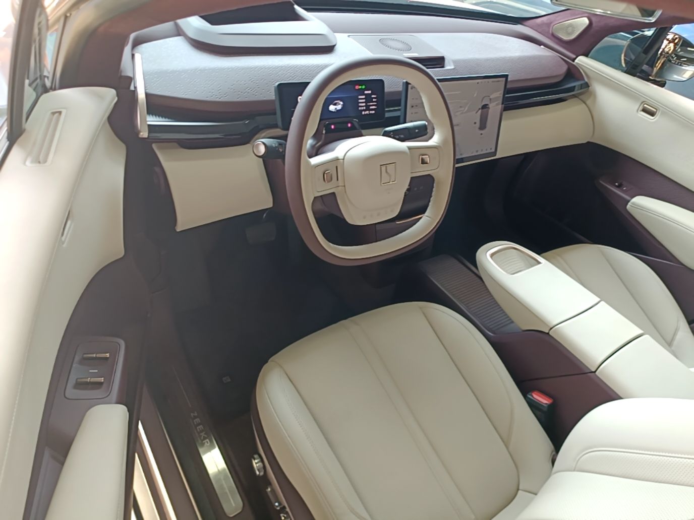 Zeekr X 2025 5-Seater Rear-Drive Version — снимка 18