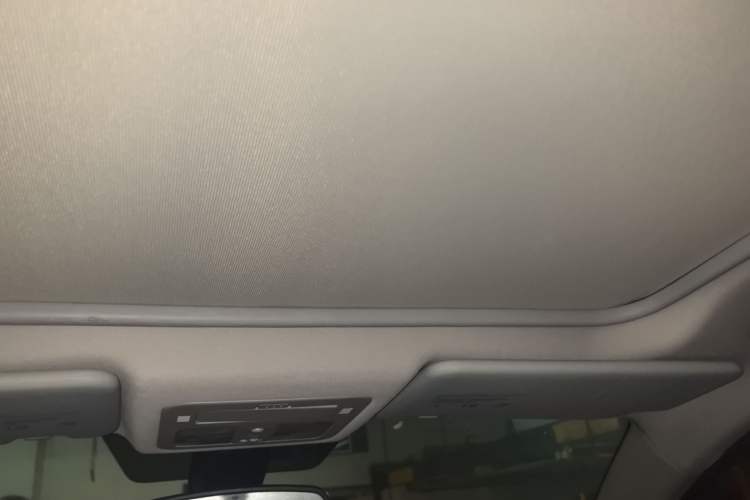 Used Renault Koleos 2012 2.5L Two-Wheel Drive Comfort Edition with Navigation