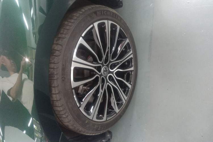 Used MG 7 2023 2.0T Automatic Hunter Luxury Edition Exterior 4