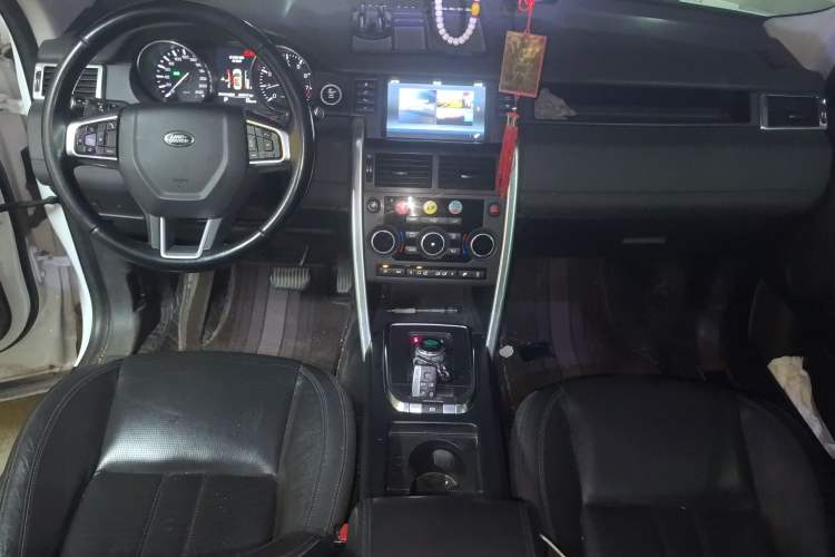 Used Land Rover Discovery Sport 2016 2.0T SE
