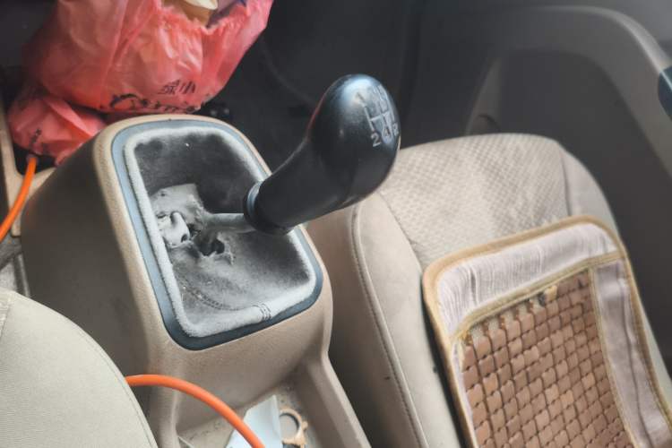 Used Wuling Rongguang 2014 1.5L S Standard Version Gear Lever