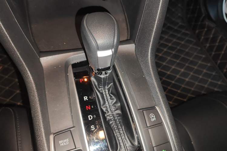 Used Honda Civic 2016 220TURBO CVT Luxury Edition