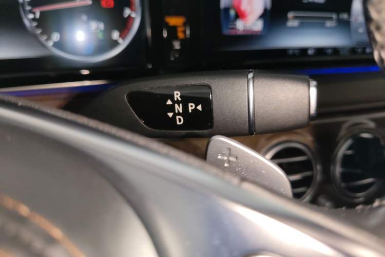 Used Mercedes-Benz S-Class 2016 S 320 L Luxury Model Gear Lever