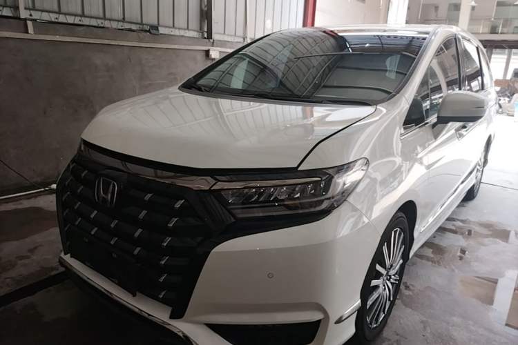 Used Honda Elysion 2022 2.0L eHEV Prestige Edition