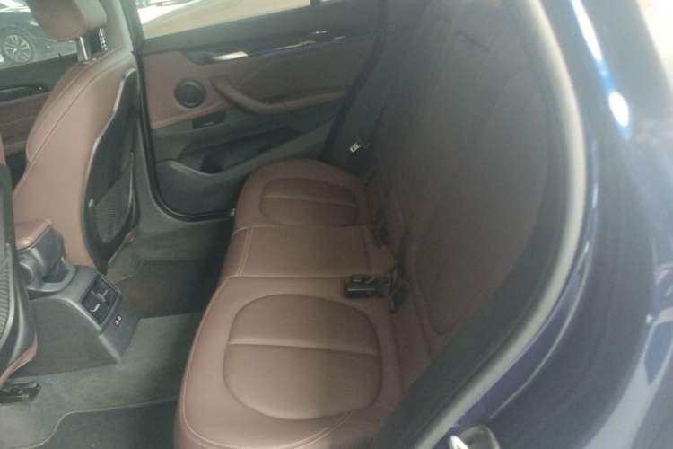 Used BMW X1 2020 sDrive25Li Leading Model
