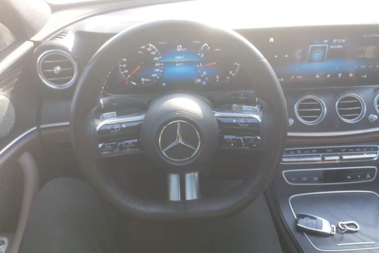 Used Mercedes-Benz E-Class (Import) 2021 Updated E 260 Fashion Sport Edition
