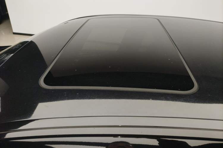 Used Mercedes-Benz E-Class 2014 Restyled E 260 L Sport Edition
