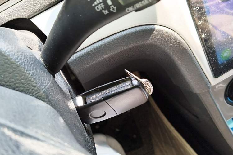 Used Volkswagen Lavida 2013 Revised Classic 1.6L Automatic Fashion Edition Vehicle Key