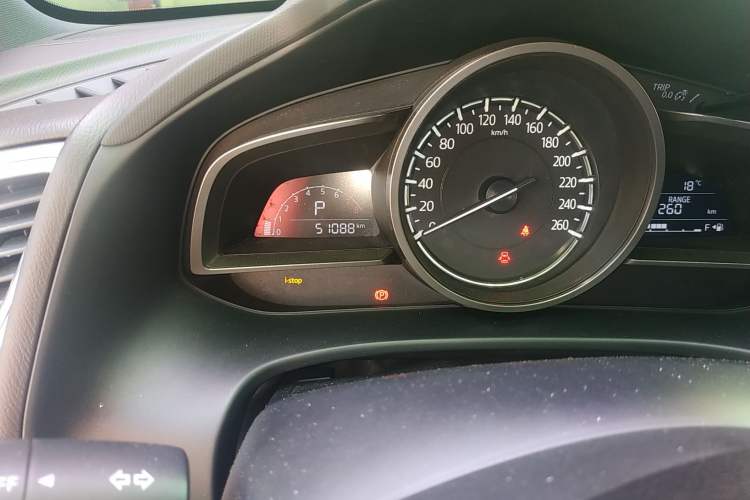 Used Mazda CX-4 2018 2.0L Automatic Two-Wheel Drive Blue Sky Premium Tech Limited Edition
