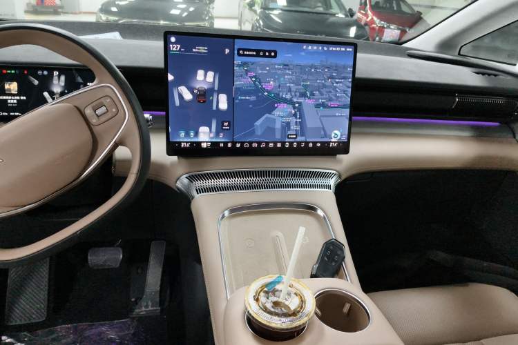 Used XPeng X9 2024 702 Ultra-Long Range Pro