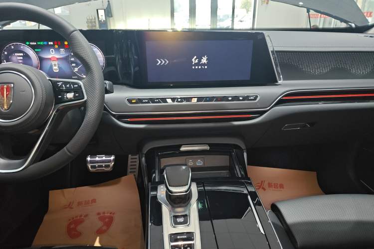 Used Hongqi H9 2025 2.0T Two-Wheel Drive Flagship Luxury Business Edition 5 Seats
