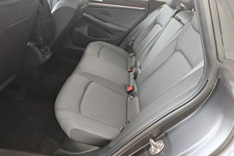 Used Volkswagen Lamando 2026 Lavida L GTS 380TSI Lingfeng Millionth Anniversary Edition Left Rear Seat