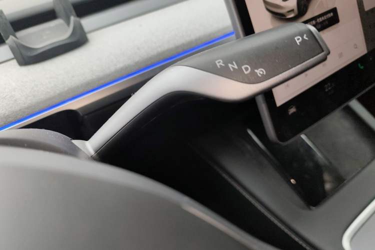 Used Tesla Model Y 2024 Rear-Wheel-Drive Version Gear Lever