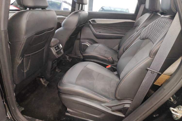 Used Geely Auto Haoyue L 2025 2.0T DCT Luxury Edition
