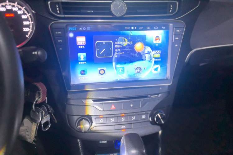 Used Peugeot 408 2014 1.8L Automatic Leading Edition
