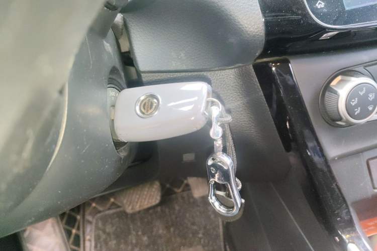 Used Nissan Sylphy 2021 Classic 1.6XL CVT Luxury Edition Vehicle Key