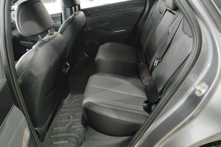 Used BYD Qin L 2025 DM-i Smart Drive 120KM Superior Model
