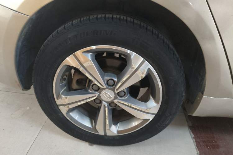 Used Geely Auto Emgrand GL 2017 1.8L DCT Elite Model Right Rear Wheel Hub
