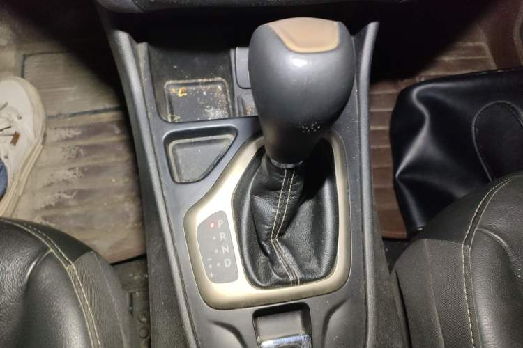 Used Jeep Cherokee 2017 2.0L Superior Edition
