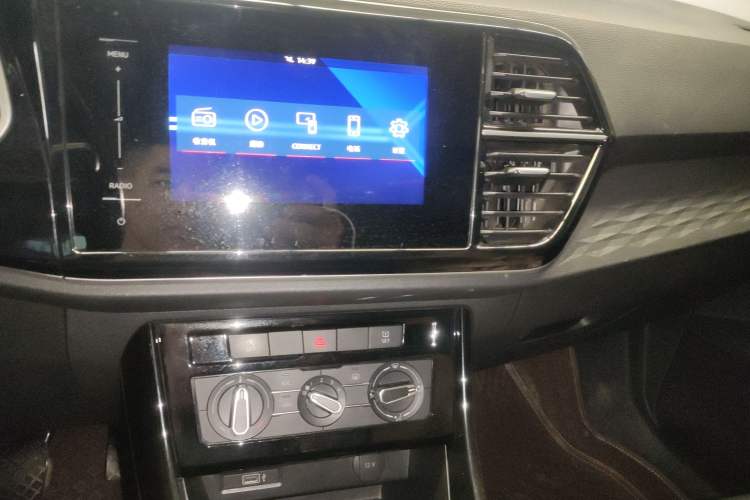 Used Jetta VS5 2021 280TSI Automatic Trend Edition
