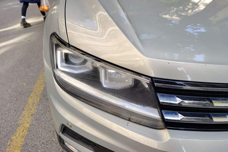 Used Volkswagen Tiguan L 2017 330TSI Automatic Two-Wheel Drive Luxury Edition
