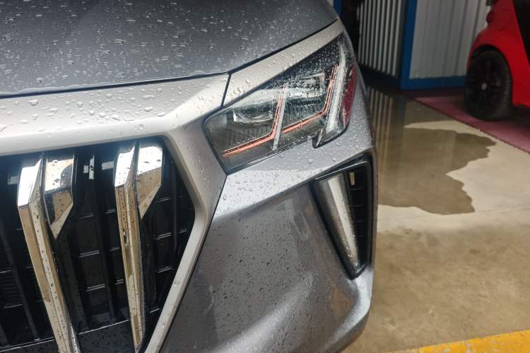 Used GAC Trumpchi GS4 PLUS 2021 390T Automatic Nebula Edition Left Front Headlight