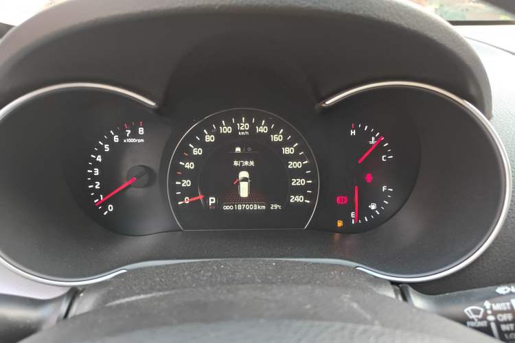 Used Kia Sorento 2013 2.4L 7-Seater Gasoline Comfort Version China IV Standard Instrument Cluster