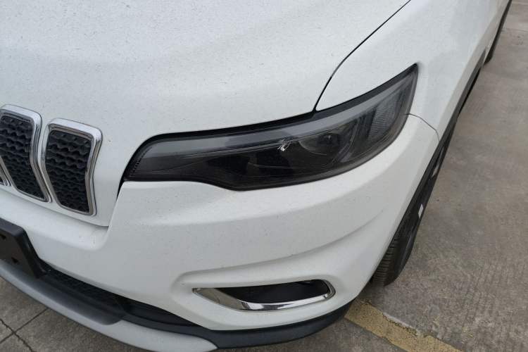 Used Jeep Cherokee 2020 2.0T Two-Wheel Drive Leading Edition