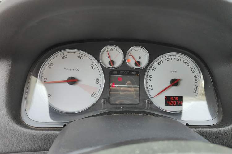 Used Peugeot 307 2013 1.6L Manual CROSS