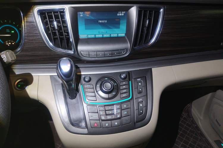 Used Buick GL8 2011 3.0L XT Luxury Business Flagship Edition
