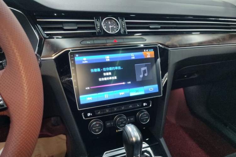 Used Volkswagen Magotan 2017 380TSI DSG Luxury Model
