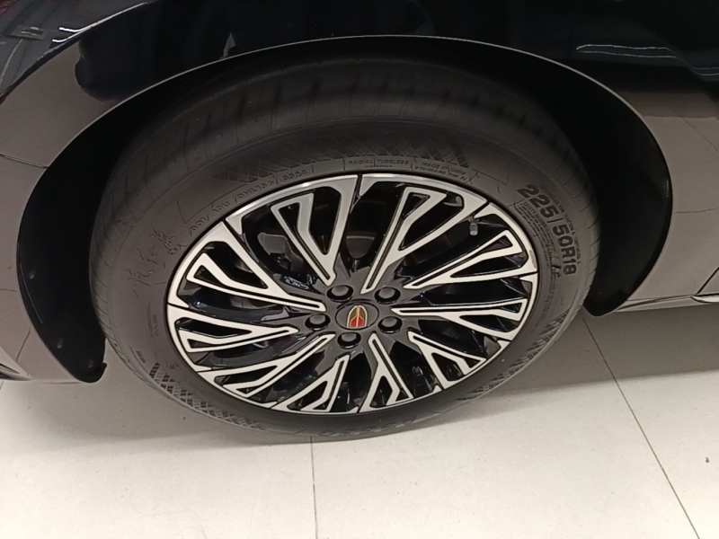 Used Hongqi H5 2025 2.0T Automatic Flag Edition – 500 000 Units Commemorative Version — 22
