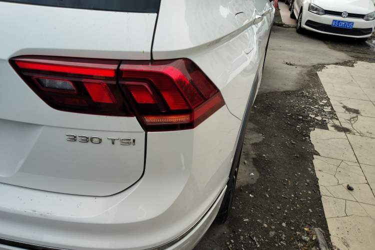 Used Volkswagen Tiguan L 2021 330TSI Automatic Two-Wheel Drive R-Line Enhanced Edition