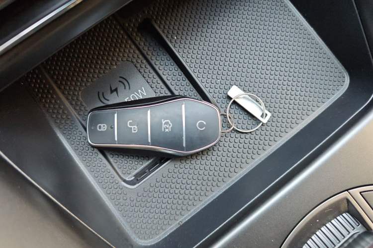 Used BYD Sealion 05 DM-i 2025 DM-i Smart Drive 115KM Flagship Model Interior 1