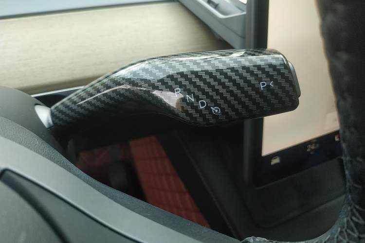 Used Tesla Model Y 2022 Rear-Wheel-Drive Version
