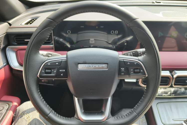 Used JETOUR X70 PLUS 2023 1.5T CVT Ziqiang MAX 5-Seater