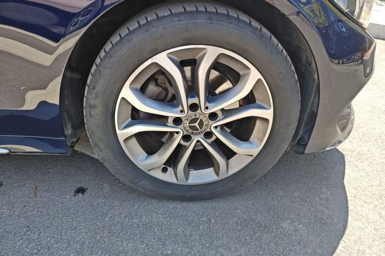 Used Mercedes-Benz C-Class 2017 Restyled C 180 L Fashion Edition Sport Version
