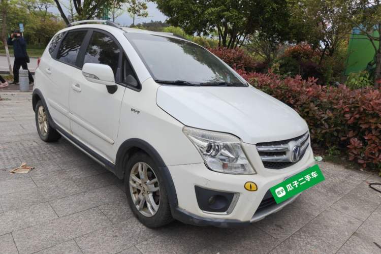 Used CHANGAN CX20 2014 1.4L Manual Sport Edition China V Standard Front Right 45 Deg