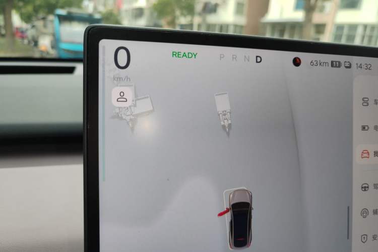 Used ONVO L60 2024 60 kWh Rear-Drive Version