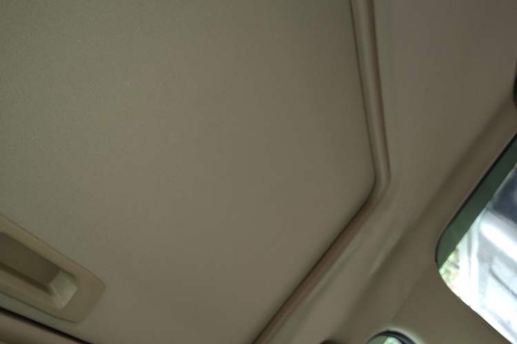 Used Baojun 730 2016 1.5L Manual Luxury Edition 7 Seats Headliner