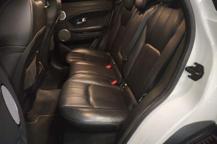 Used Land Rover Range Rover Evoque 2018 240 PS SE Smart Brilliance Edition
