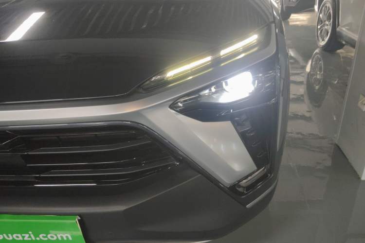 Used Nio ES8 2020 580 km Range Signature Edition Six-Seater Version Left Front Headlight