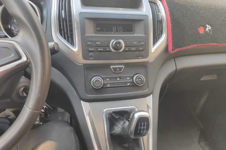 Used CHANGAN KAICHENG Ruixing S50 2017 1.5L Manual Comfort Model China V Standard
